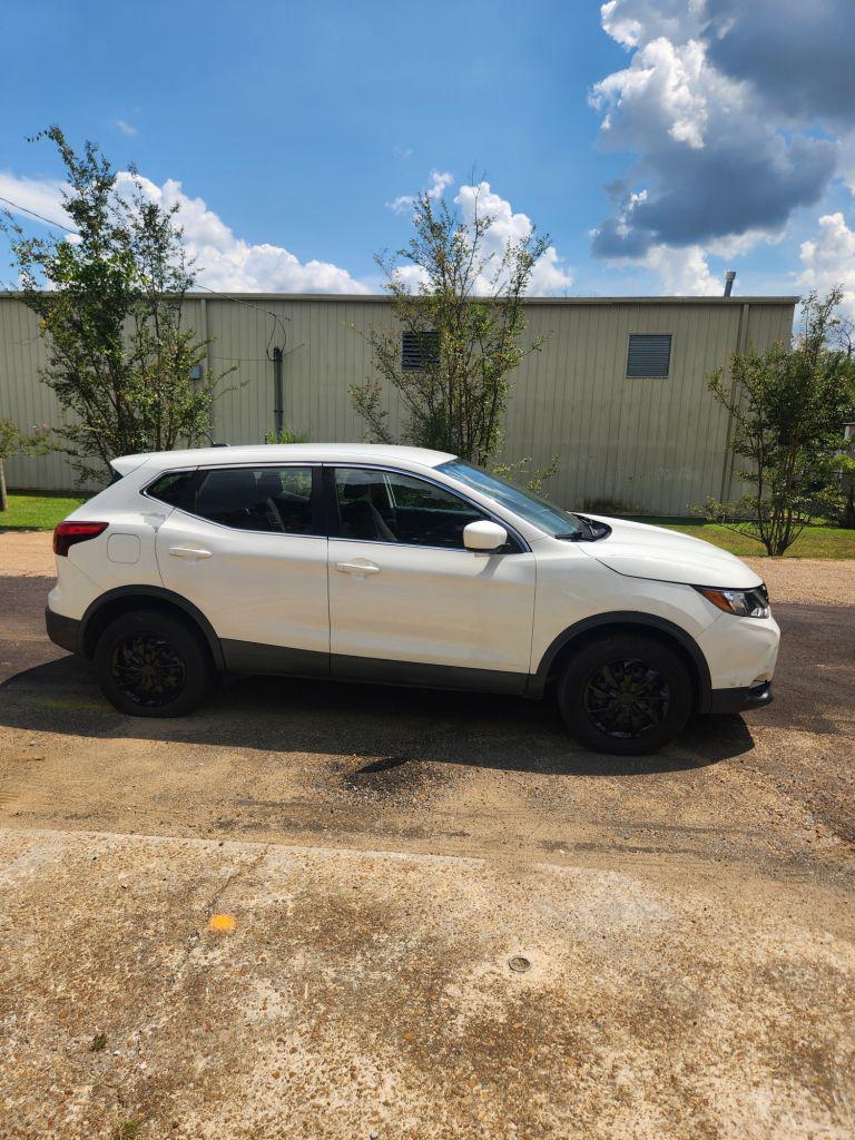 2018 Nissan Rogue Sport S