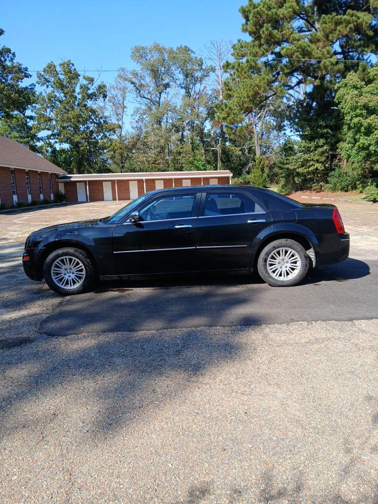 2010 Chrysler 300 Executive Series