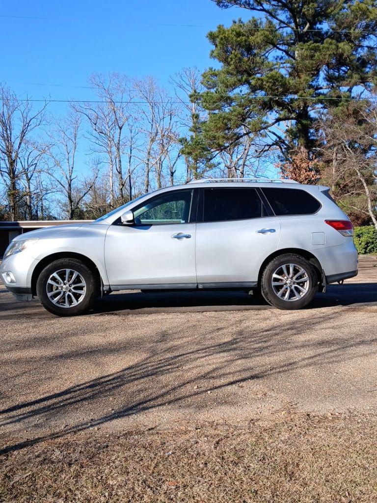 2016 Nissan Pathfinder S